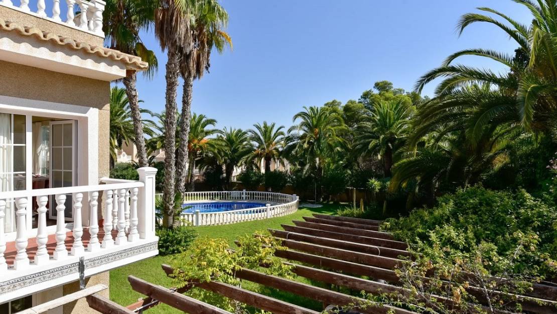 Sale - Villa - Orihuela - Villamartin