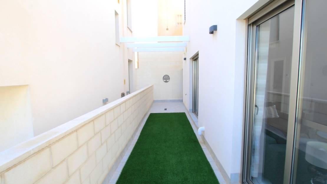 Sale - Villa - Orihuela - Villamartin