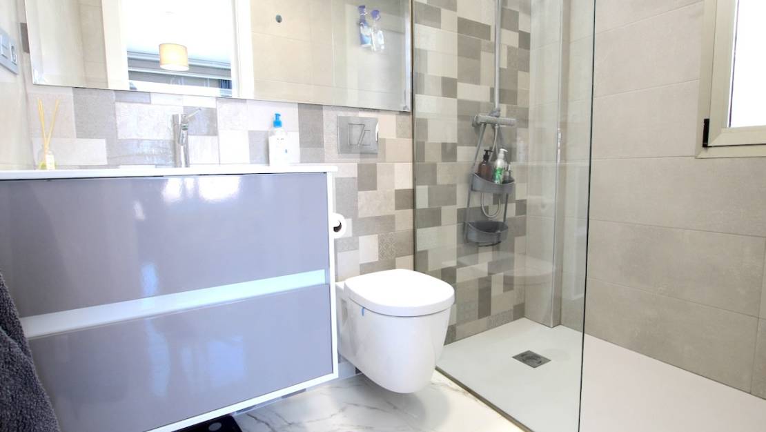 Sale - Villa - Orihuela - Villamartin