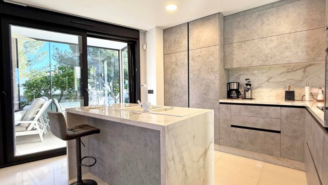 Sale - Villa - Orihuela - Villamartin