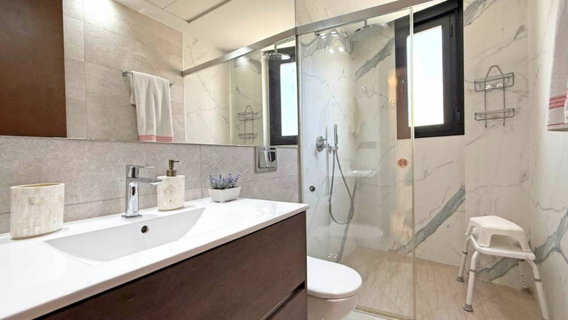 Sale - Villa - Orihuela - Villamartin