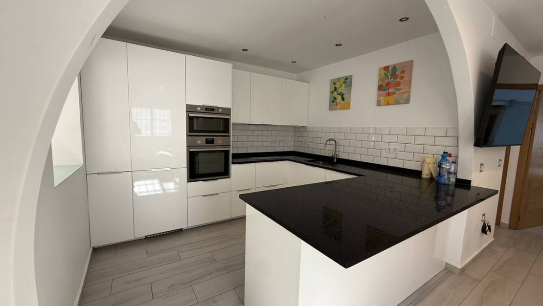 Sale - Villa - Orihuela - Villamartin