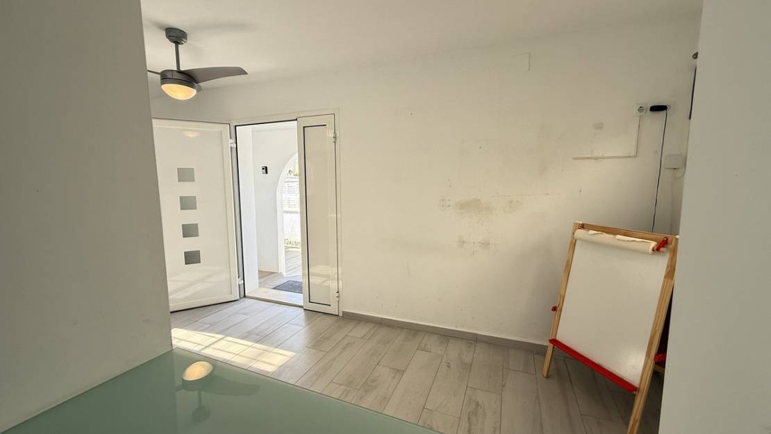 Sale - Villa - Orihuela - Villamartin