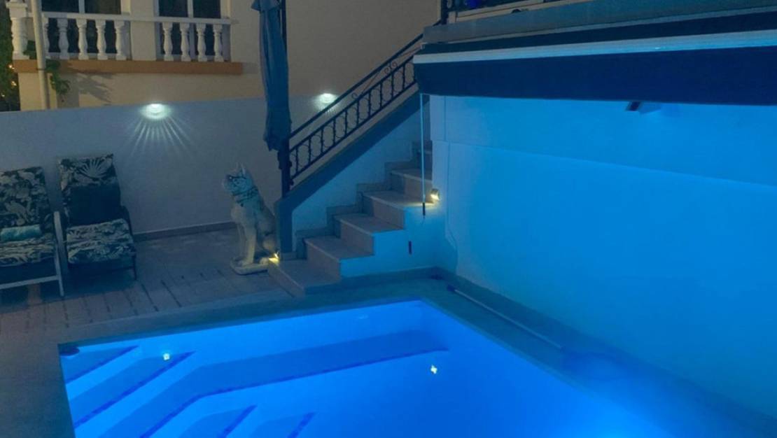 Sale - Villa - Orihuela - Villamartin