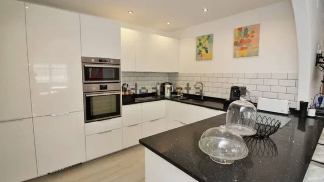 Sale - Villa - Orihuela - Villamartin