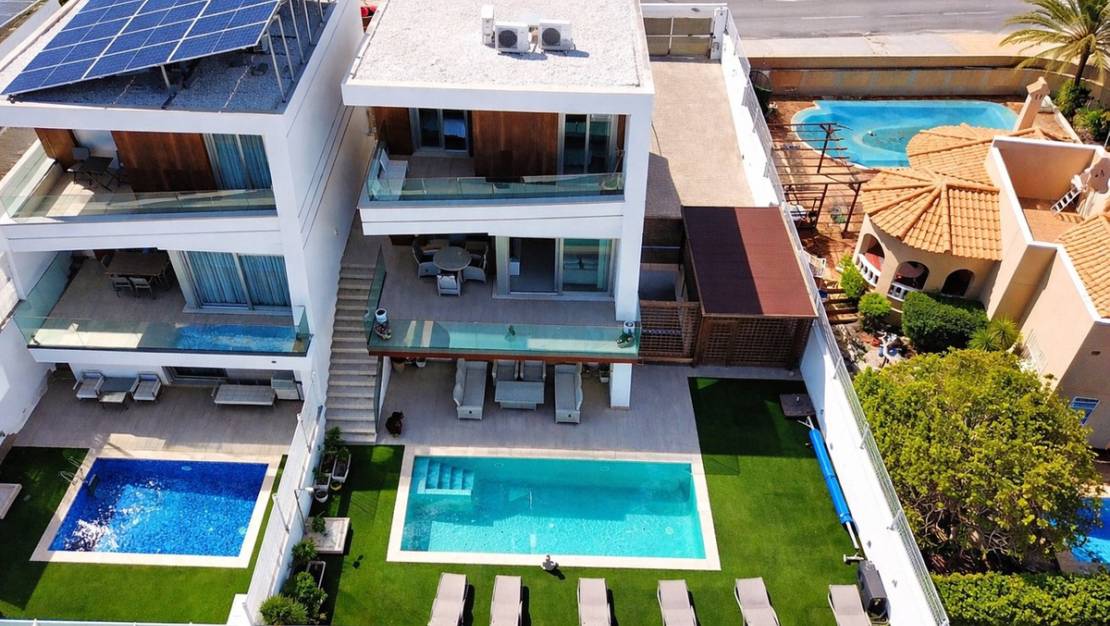 Sale - Villa - Orihuela - Villamartin