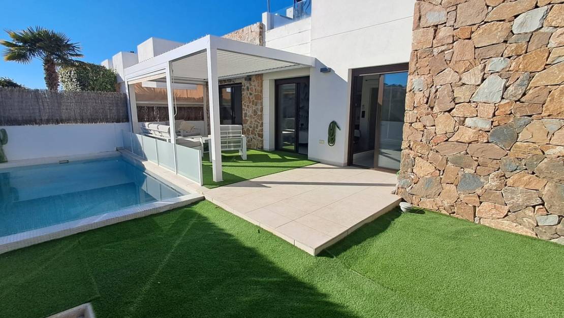 Sale - Villa - Orihuela - Villamartin