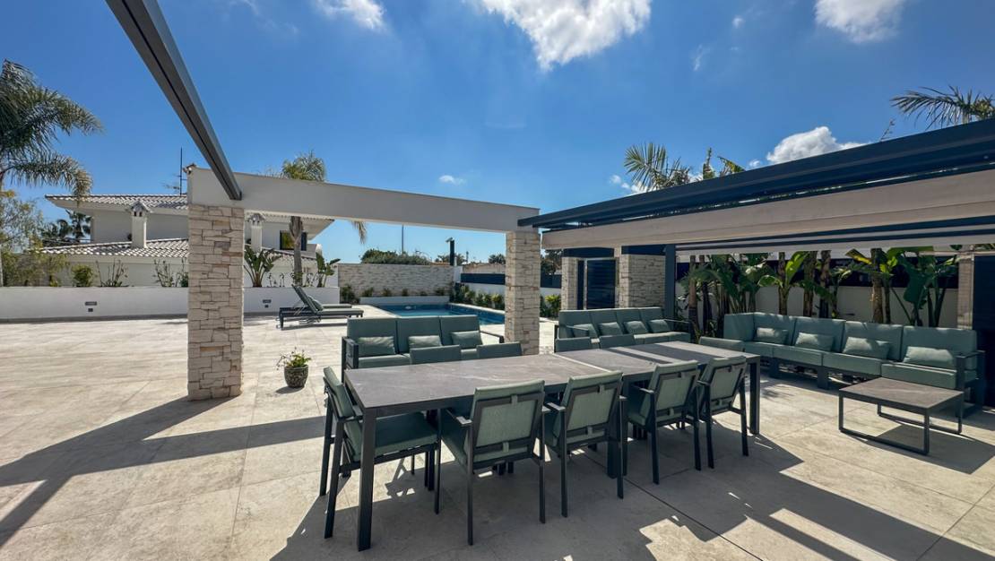 Sale - Villa - Orihuela - Villamartin