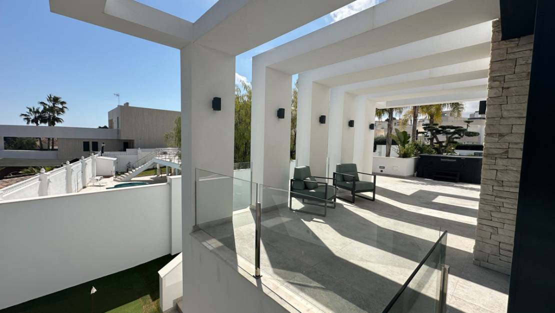 Sale - Villa - Orihuela - Villamartin