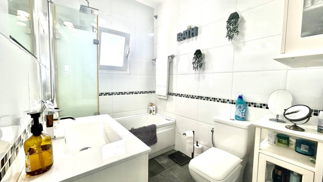 Sale - Villa - Orihuela - Villamartin