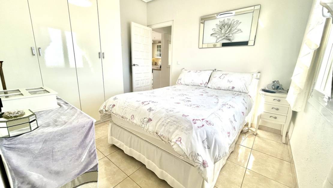 Sale - Villa - Orihuela - Villamartin