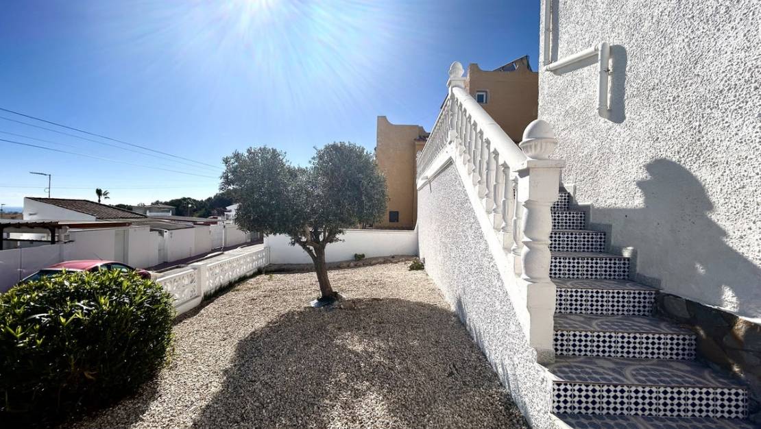 Sale - Villa - Orihuela - Villamartin