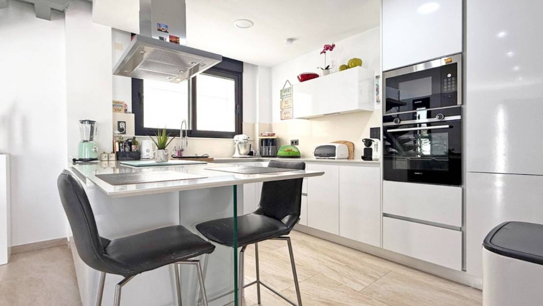 Sale - Villa - Orihuela - Villamartin