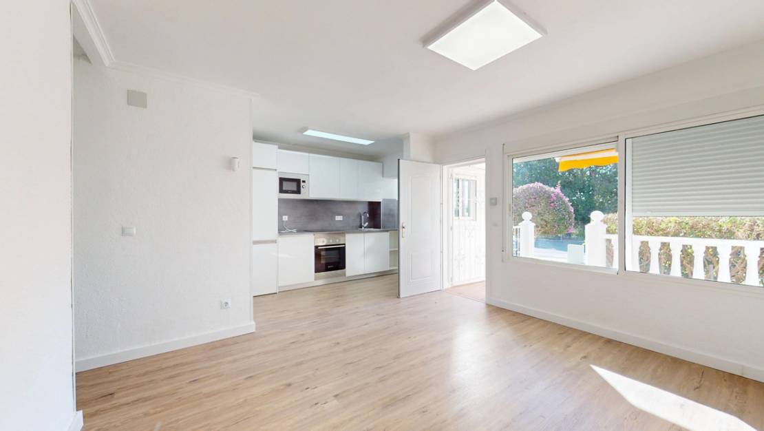 Sale - Villa - Orihuela - Villamartin