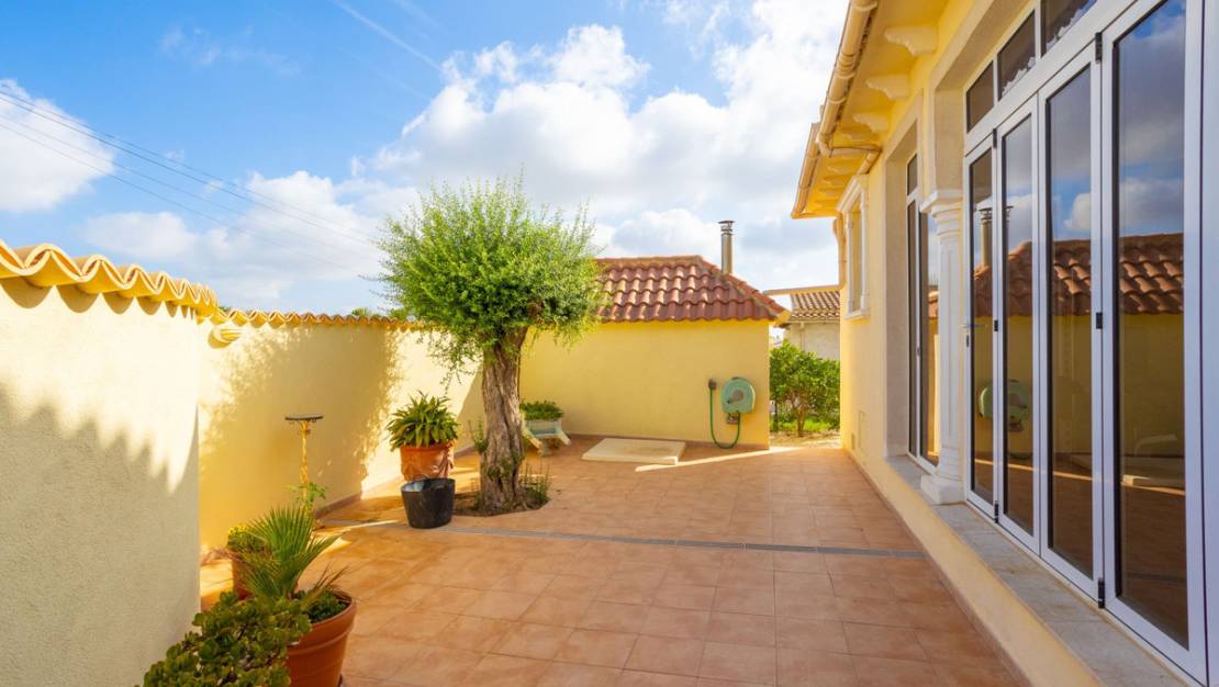 Sale - Villa - Orihuela - Villamartin