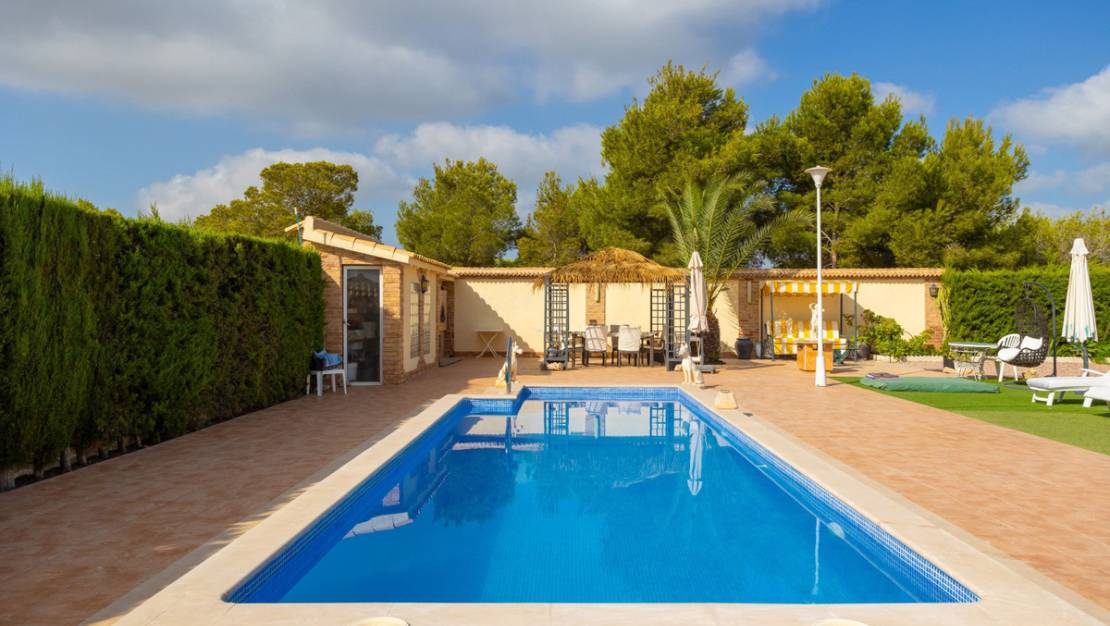 Sale - Villa - Orihuela - Villamartin