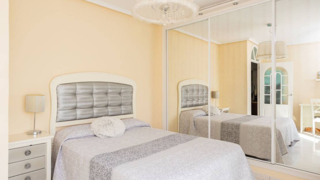 Sale - Villa - Orihuela - Villamartin