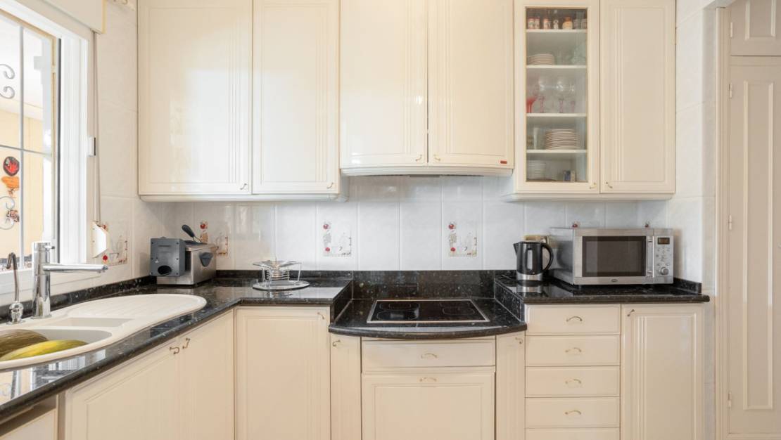 Sale - Villa - Orihuela - Villamartin