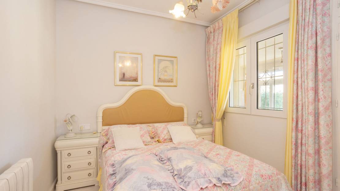 Sale - Villa - Orihuela - Villamartin