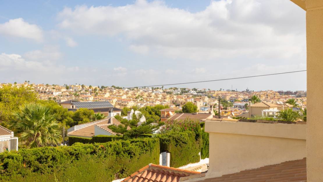 Sale - Villa - Orihuela - Villamartin