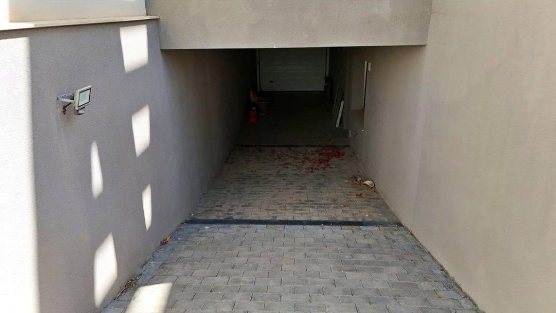 Sale - Villa - Orihuela - Villamartin