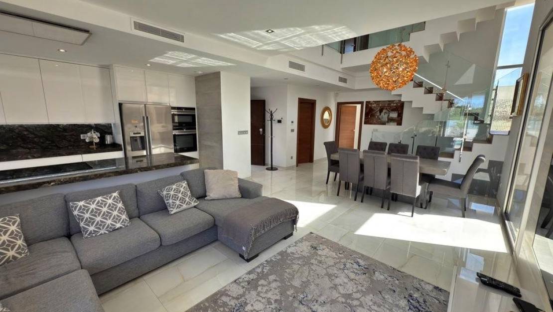 Sale - Villa - Orihuela - Villamartin