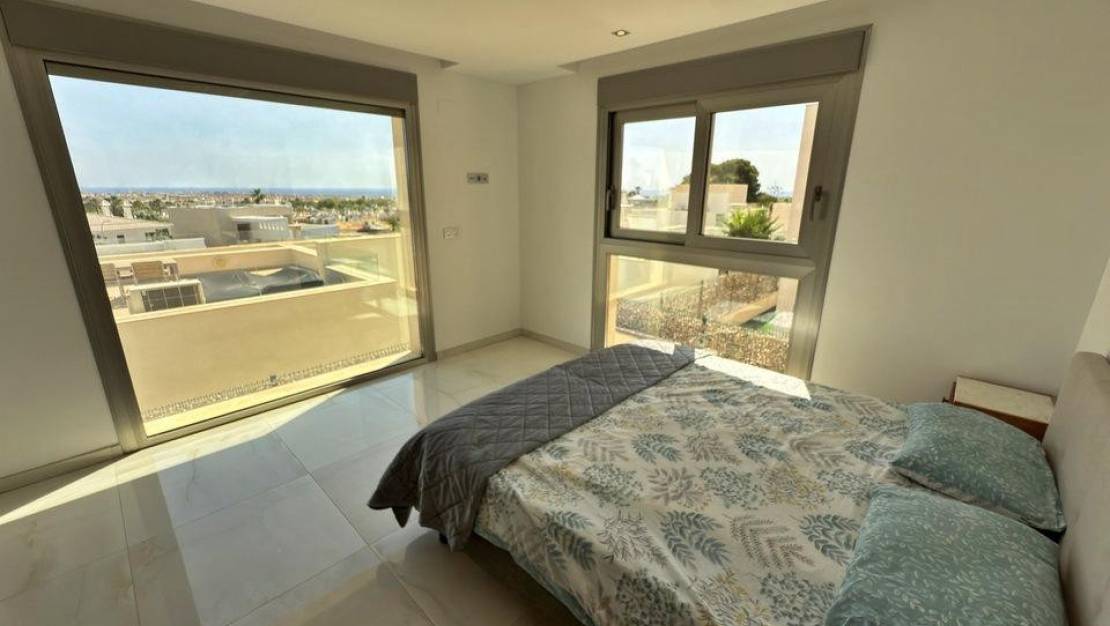 Sale - Villa - Orihuela - Villamartin