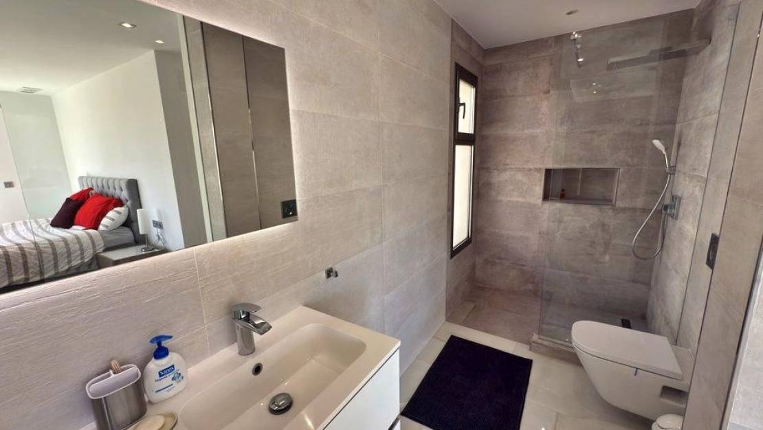 Sale - Villa - Orihuela - Villamartin