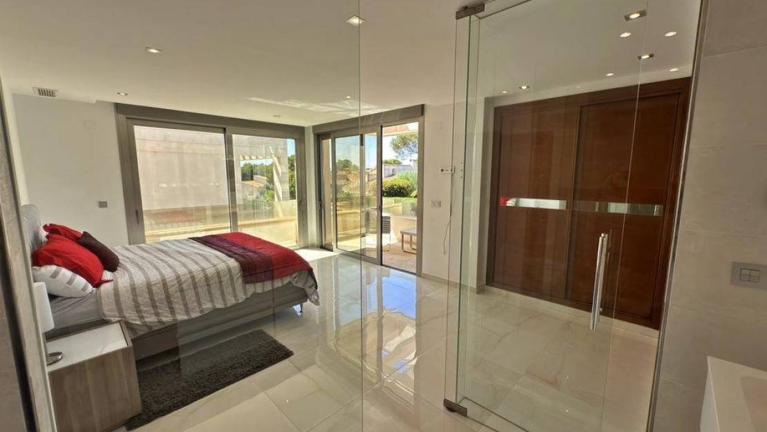 Sale - Villa - Orihuela - Villamartin