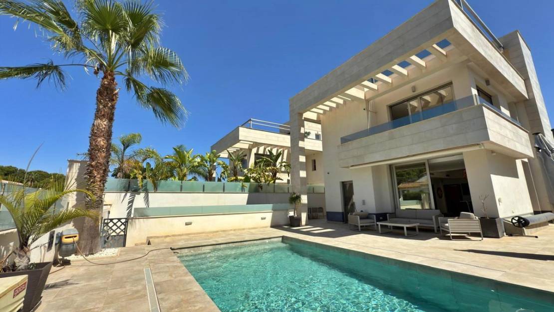 Sale - Villa - Orihuela - Villamartin