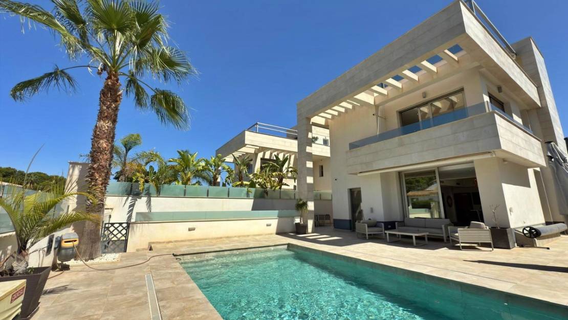 Sale - Villa - Orihuela - Villamartin