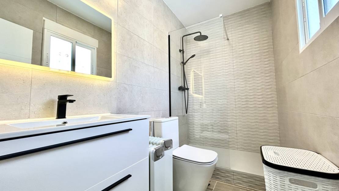 Sale - Villa - Orihuela - Villamartin