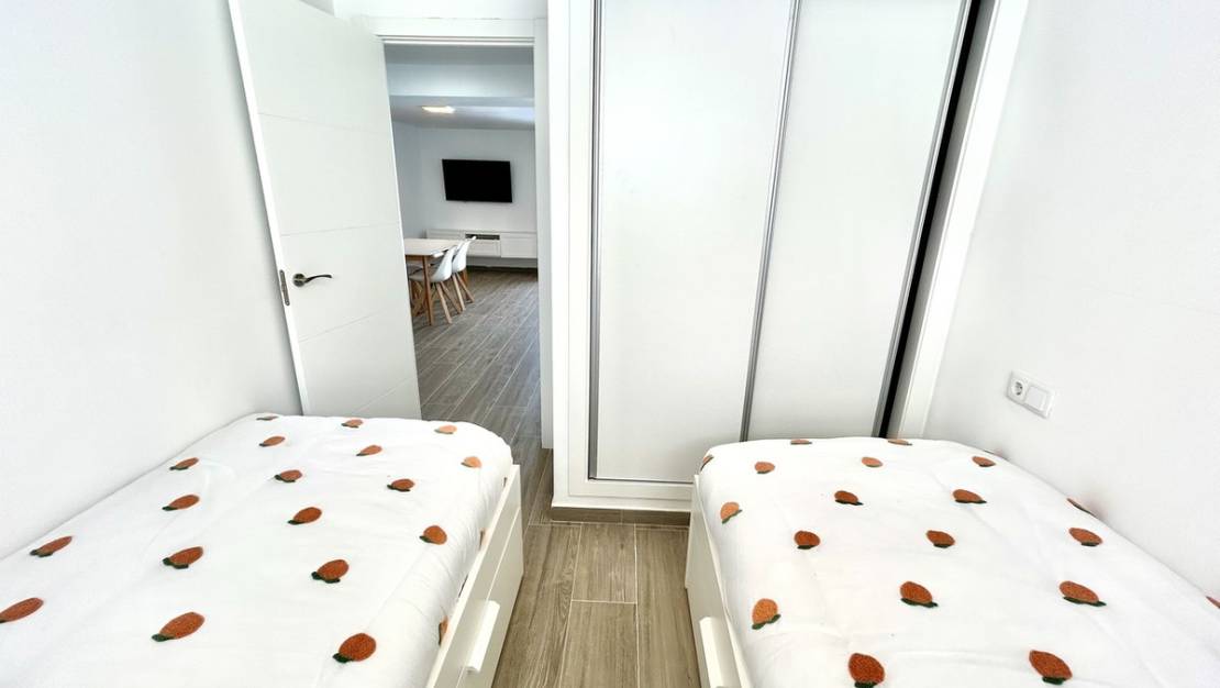 Sale - Villa - Orihuela - Villamartin