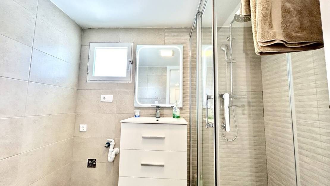 Sale - Villa - Orihuela - Villamartin