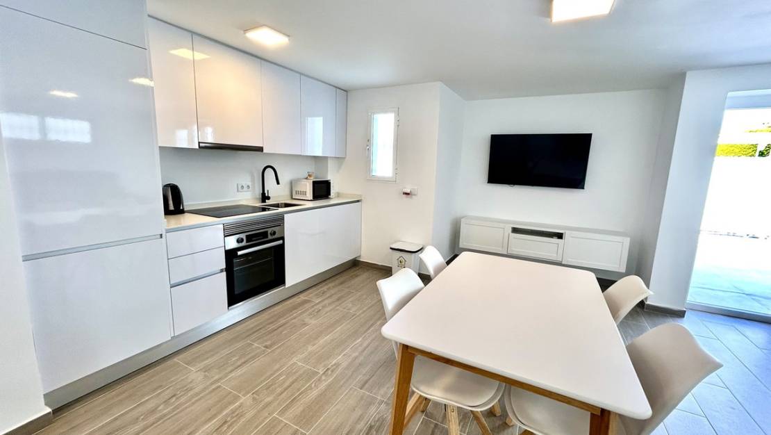 Sale - Villa - Orihuela - Villamartin