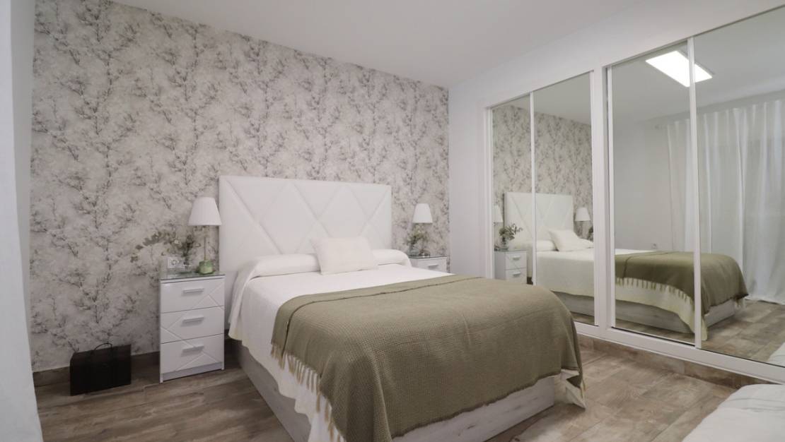 Sale - Villa - Orihuela - Villamartin