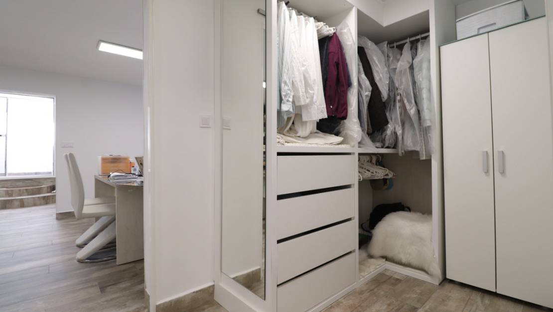 Sale - Villa - Orihuela - Villamartin