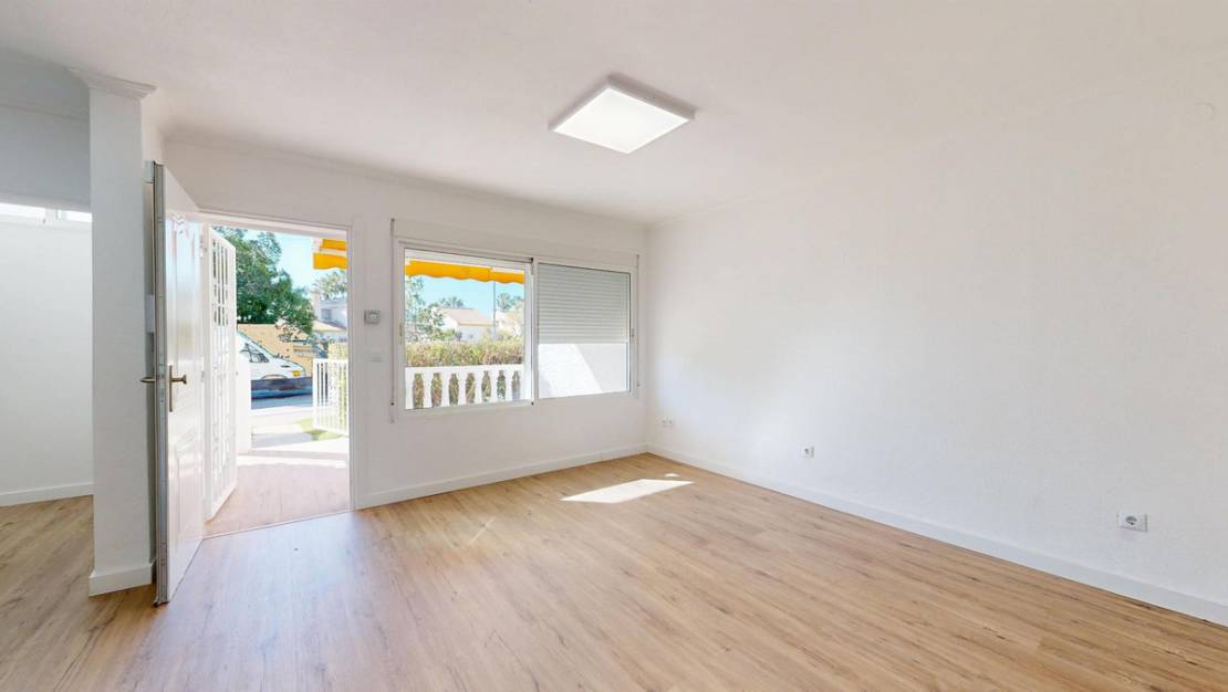 Sale - Villa - Orihuela - Villamartin