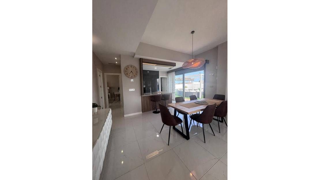 Sale - Villa - Orihuela - Villamartin