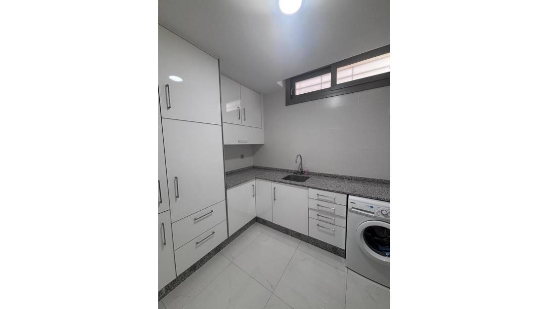 Sale - Villa - Orihuela - Villamartin