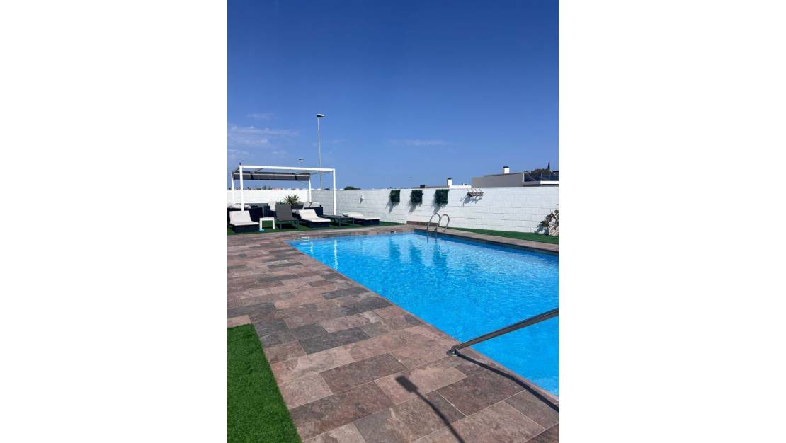 Sale - Villa - Orihuela - Villamartin