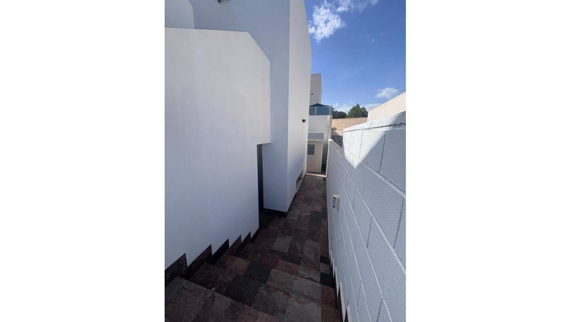 Sale - Villa - Orihuela - Villamartin