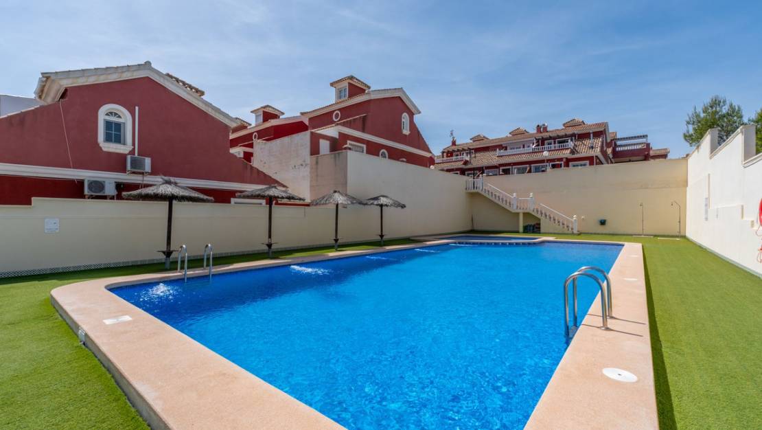 Sale - Villa - Orihuela - Villamartin