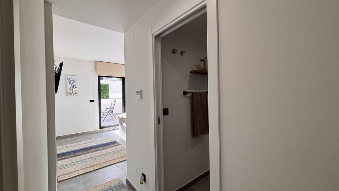 Sale - Villa - Orihuela - Villamartin