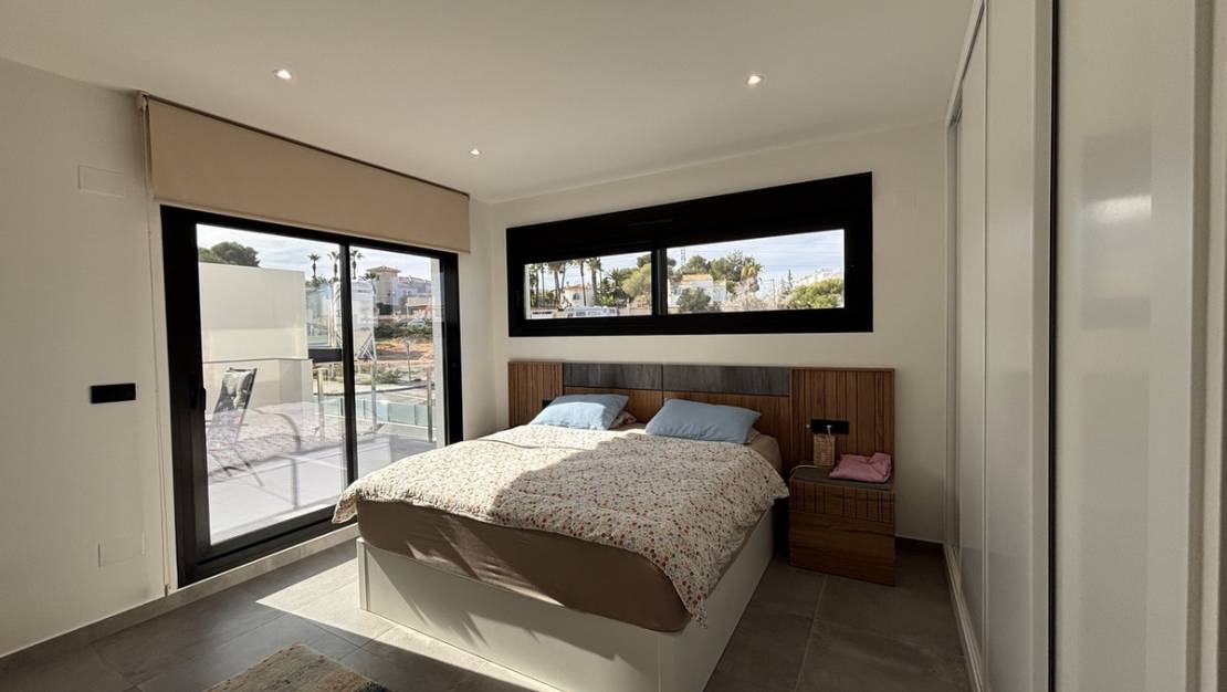 Sale - Villa - Orihuela - Villamartin
