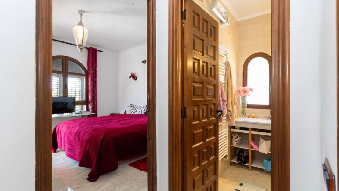 Sale - Villa - Orihuela - Villamartin