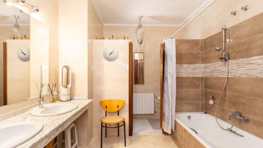 Sale - Villa - Orihuela - Villamartin