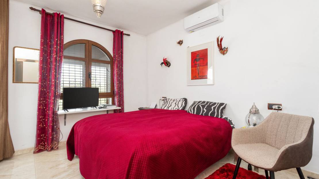 Sale - Villa - Orihuela - Villamartin
