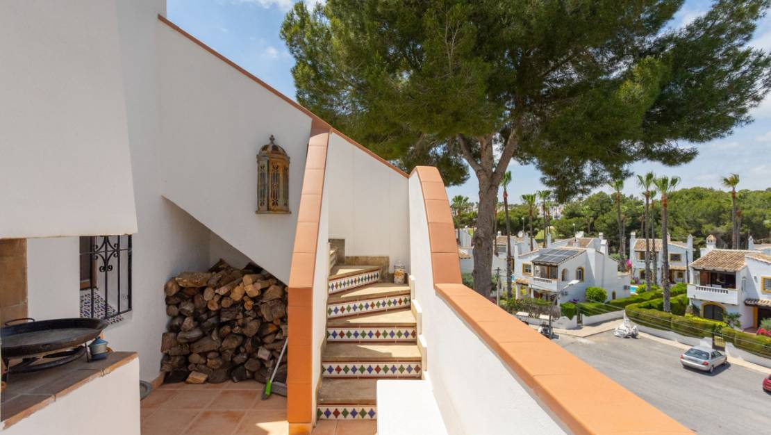 Sale - Villa - Orihuela - Villamartin