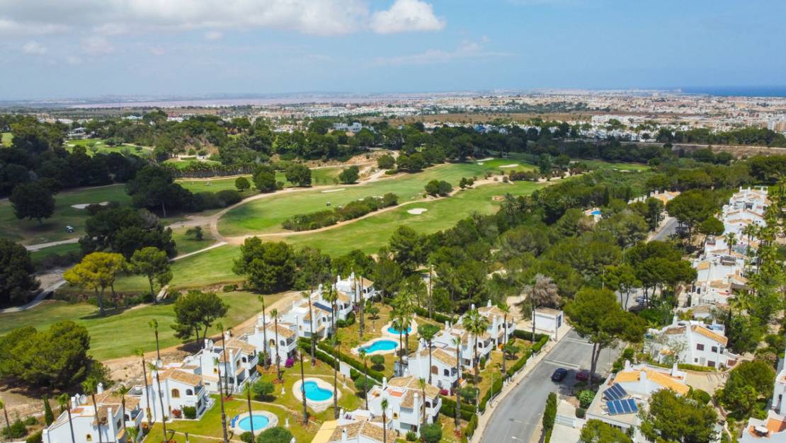 Sale - Villa - Orihuela - Villamartin